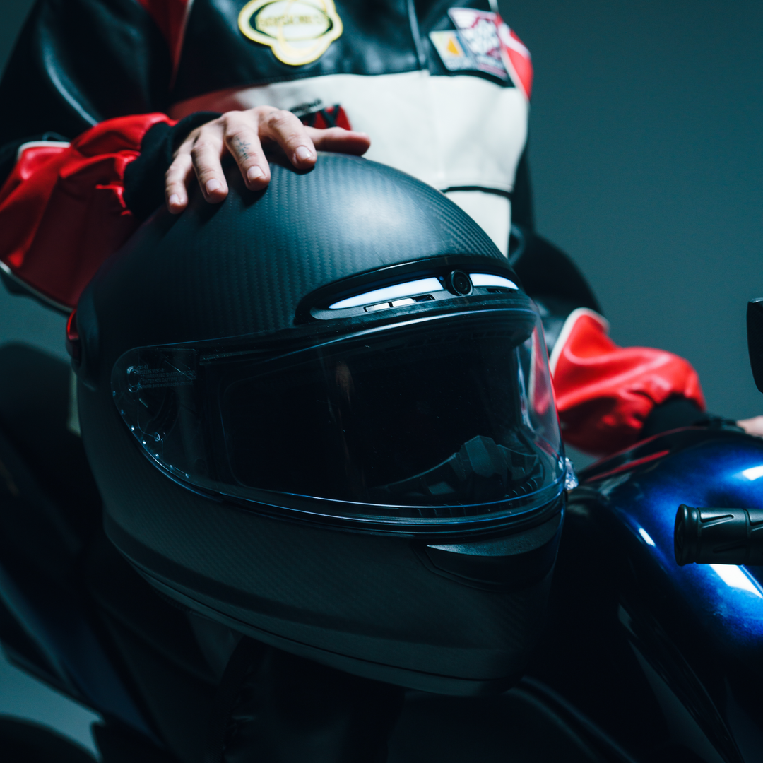 LIVALL mc1 pro carbon fiber motorcycle smart helmet 